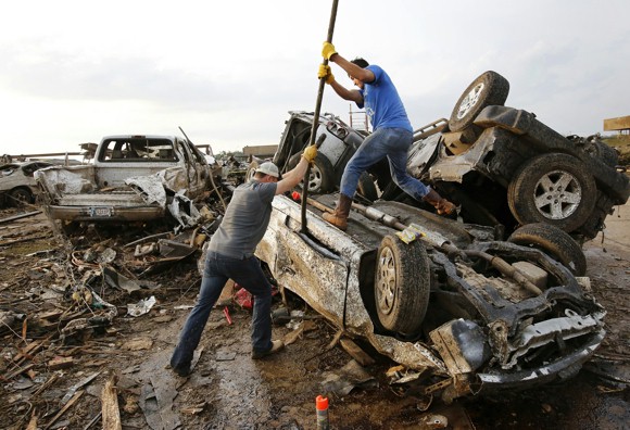 Moore Oklahoma Wreckage